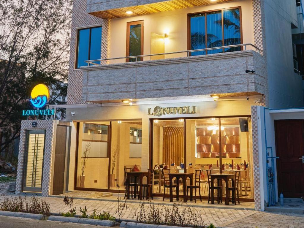 Готель Lonuveli Хулхумале Екстер'єр фото